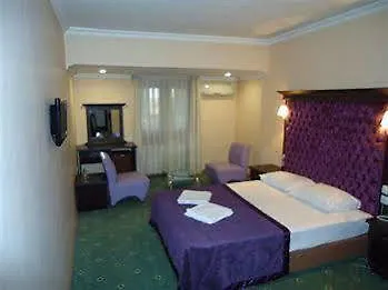 Hotel Osaka Airport 3*