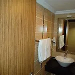 Osaka Airport Hotel 3*