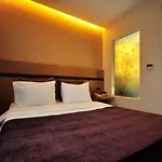 Osaka Airport Szálloda 3*